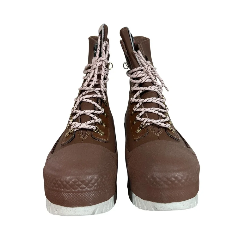 Converse Chuck Taylor All Star Lugged 2.0 CC X-Hi Boots Women‎ 9.5 Waterproof